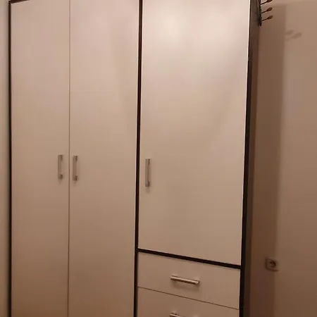 Stan Na Dan Prnjavor, Gajba U Centru Apartmán *