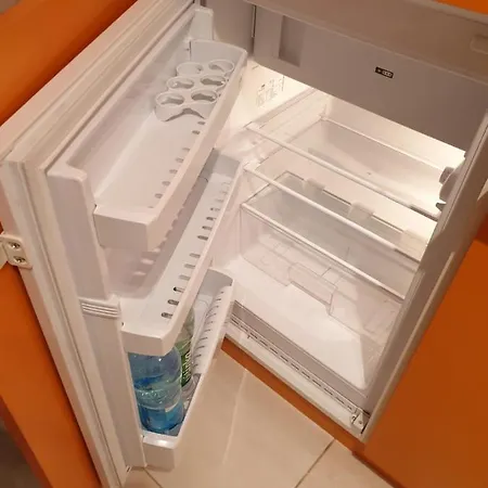 Stan Na Dan Prnjavor, Gajba U Centru Apartman
